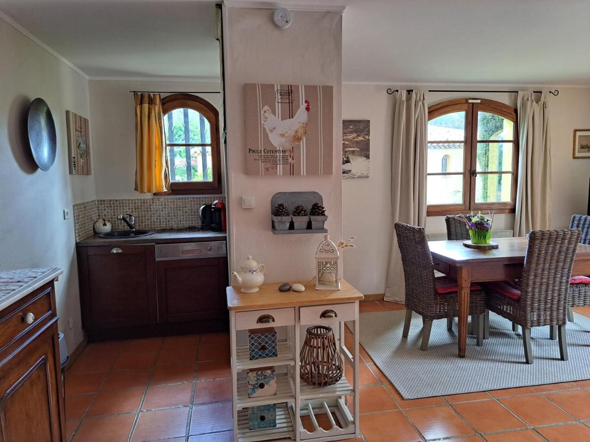 Rez De Jardin Villa Presqu'Ile De Giens イエール エクステリア 写真